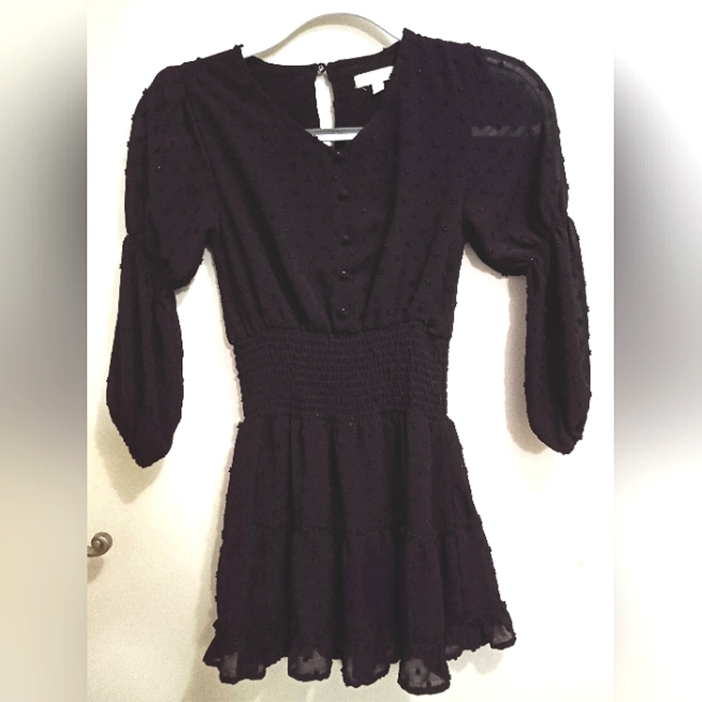 Chelsea and Violet girls dress. Size small. Black